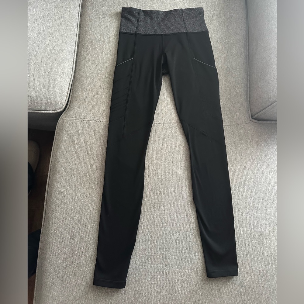 lululemon Fast and Free High Rise Leggings Black Size 4 w/ Pockets